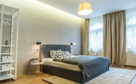 Exclusive 3 Bedroom Top-Notch Flat, Great Location